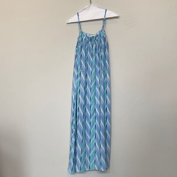 En Creme Dress  - Picture 1 of 5